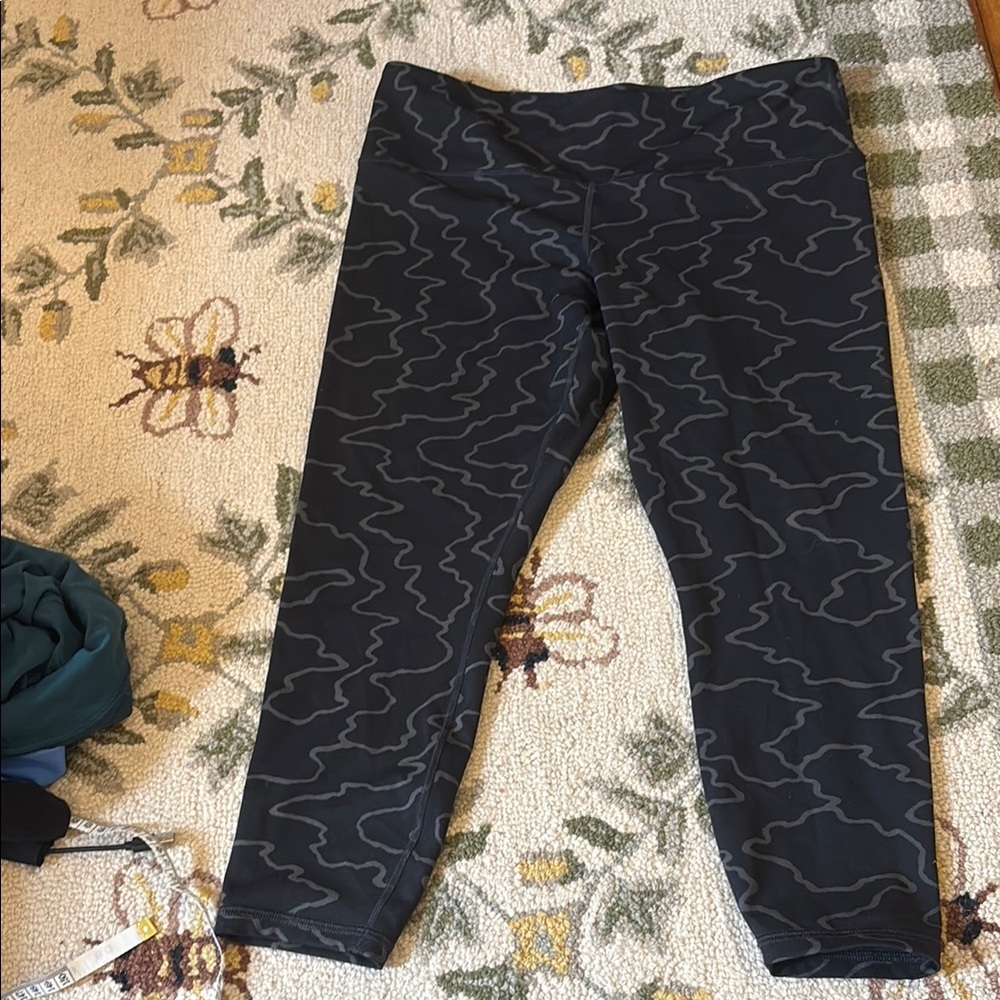 Womens Black Patterned Leggings